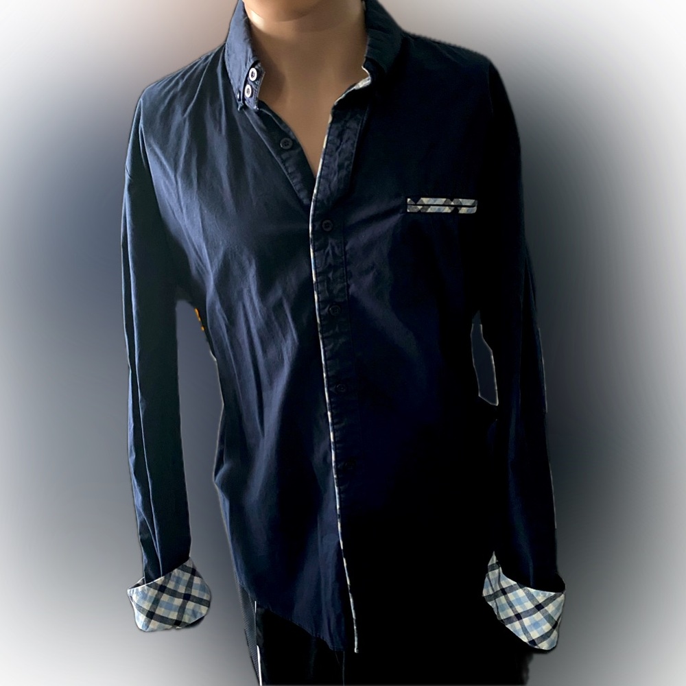 Men’s casual long sleeve shirt by Tomsware.  Dark blue. Large